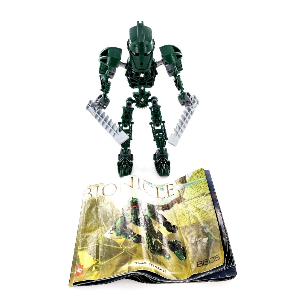 LEGO BIONICLE: Matau (8605) Complete w/ Instructions